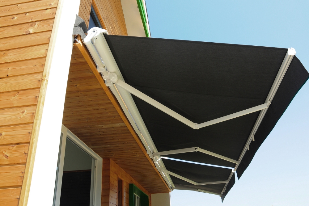 Benefits of Aluminium Awnings for Your Outdoor Space