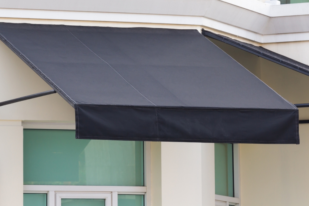 The Convenience of Automatic Awnings - Awnings